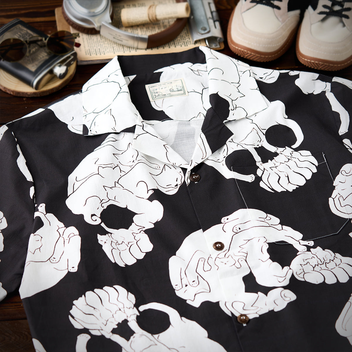 Cat And Skull Ukiyo-E Style Printed Cotton Linen Aloha Shirt