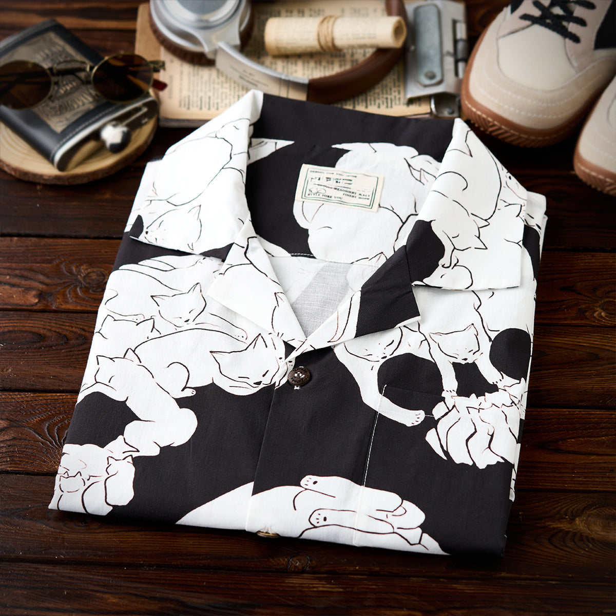 Cat And Skull Ukiyo-E Style Printed Cotton Linen Aloha Shirt