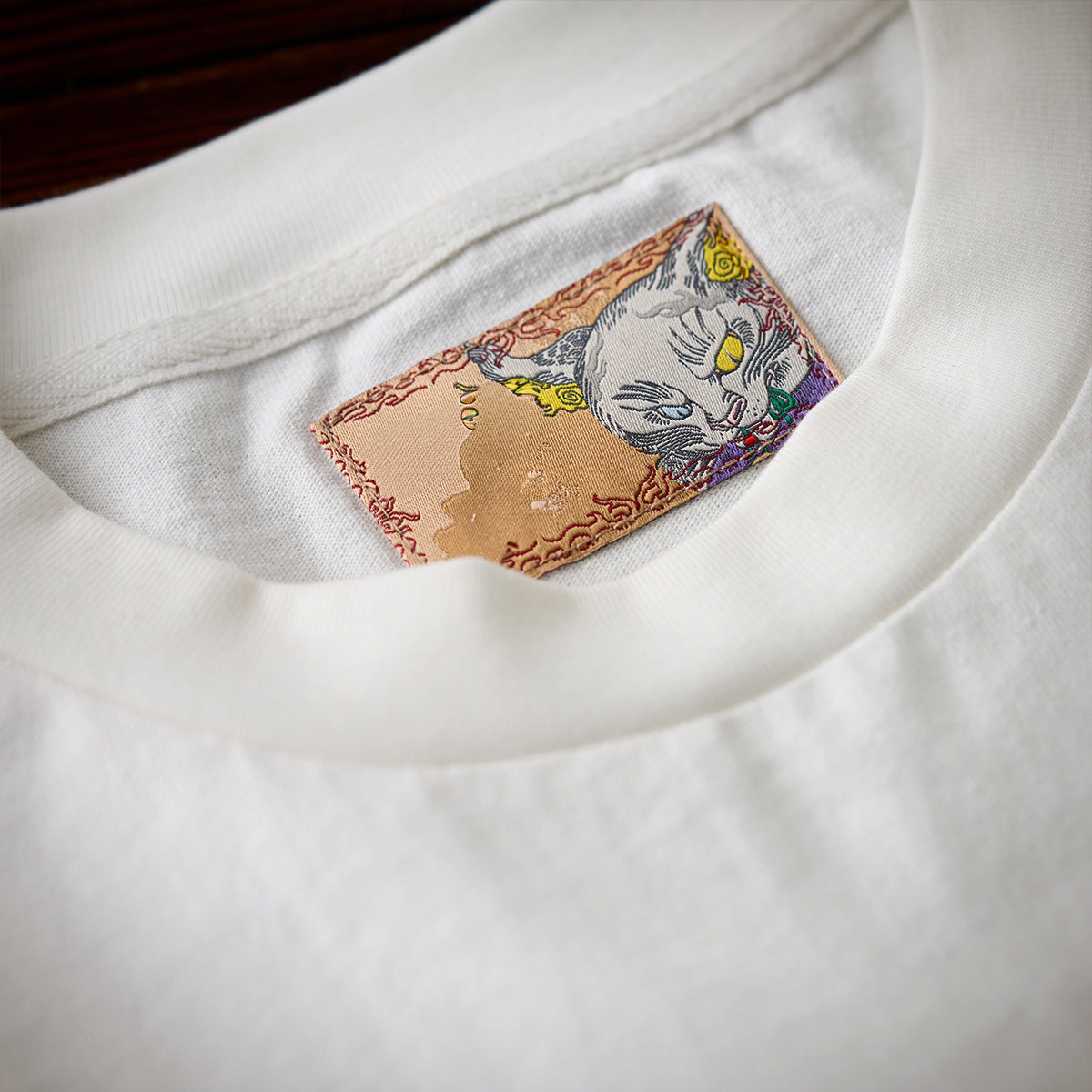 Tigers Biting Their Tail Sleeve Embroidery Cotton Tee