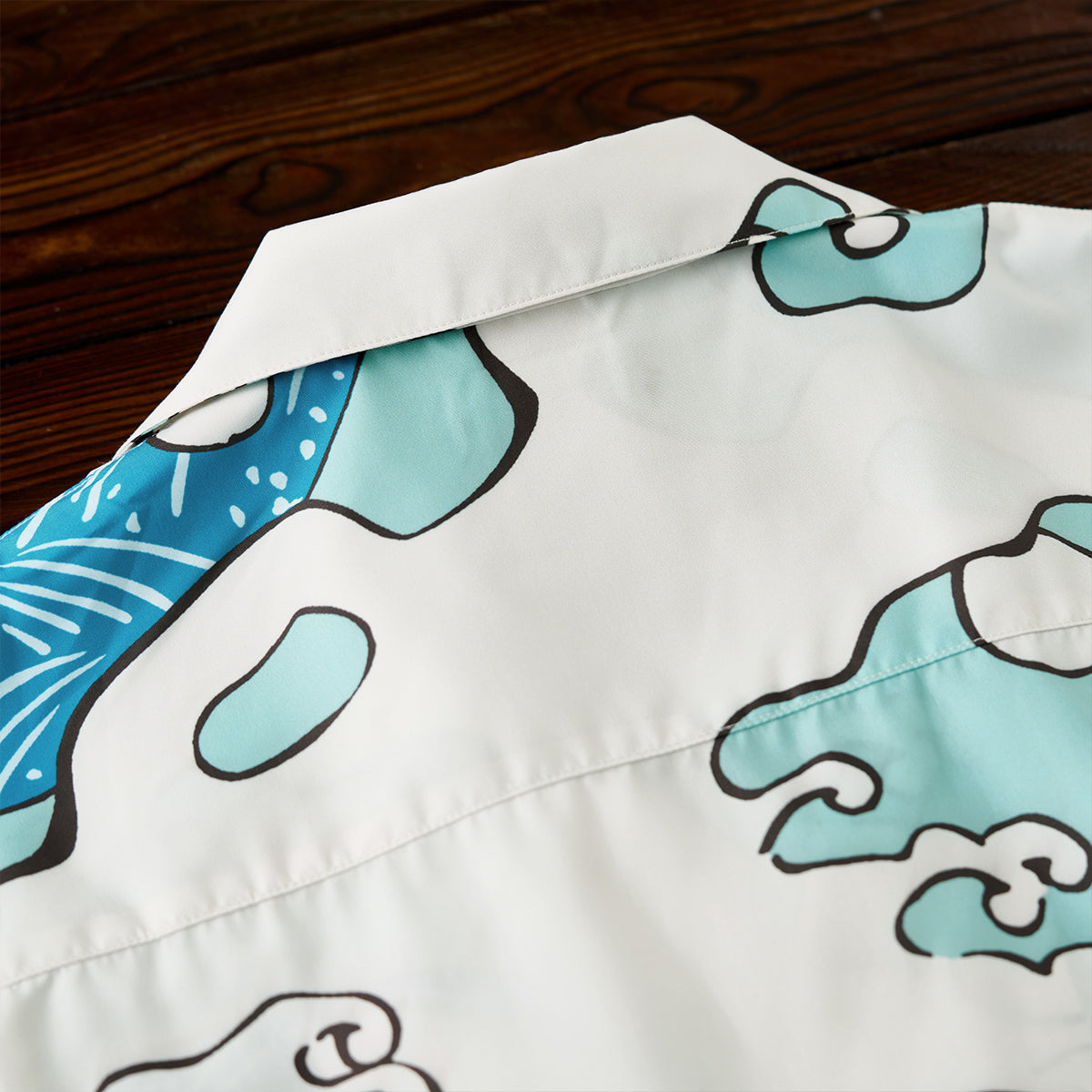 Blue Waves Ukiyo-E Style Print Short-Sleeved Open-Collar Shirt