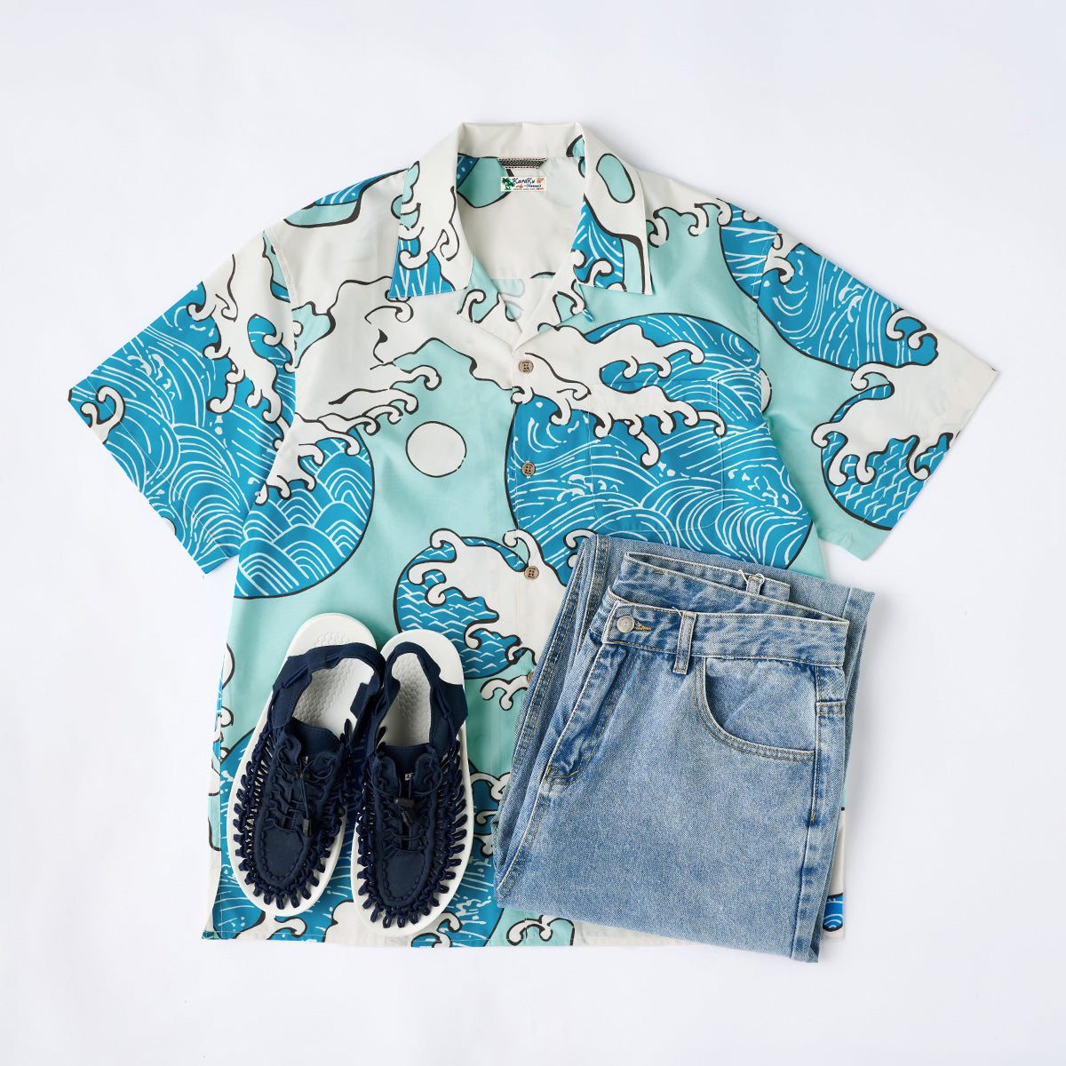 Blue Waves Ukiyo-E Style Print Short-Sleeved Open-Collar Shirt
