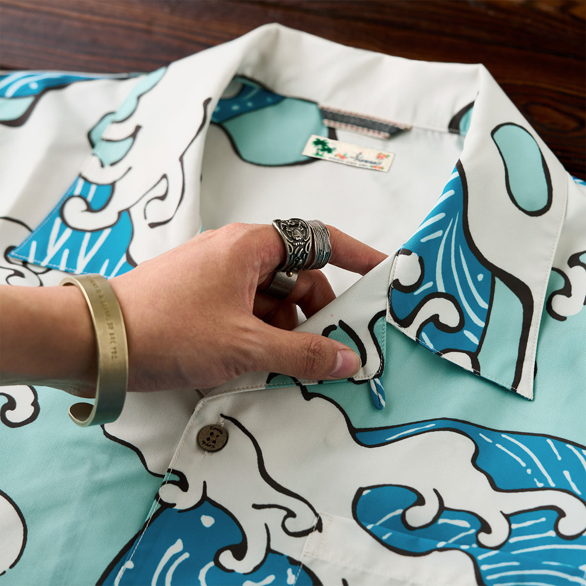 Blue Waves Ukiyo-E Style Print Short-Sleeved Open-Collar Shirt