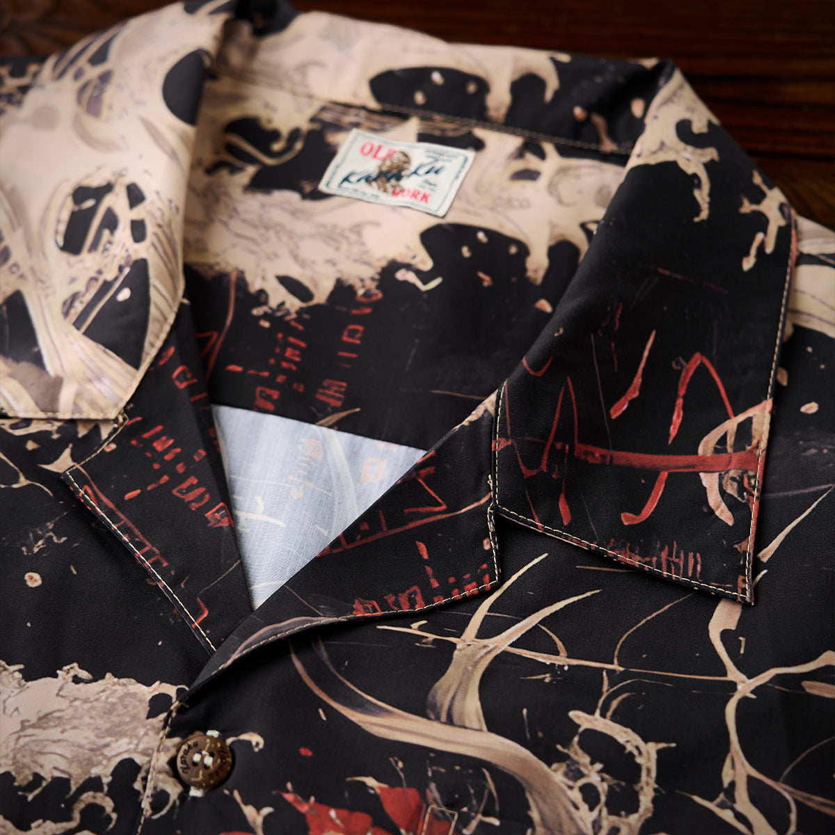 Red Wave Shadow Cat Ukiyo-E Style Print Open Collar Shirt