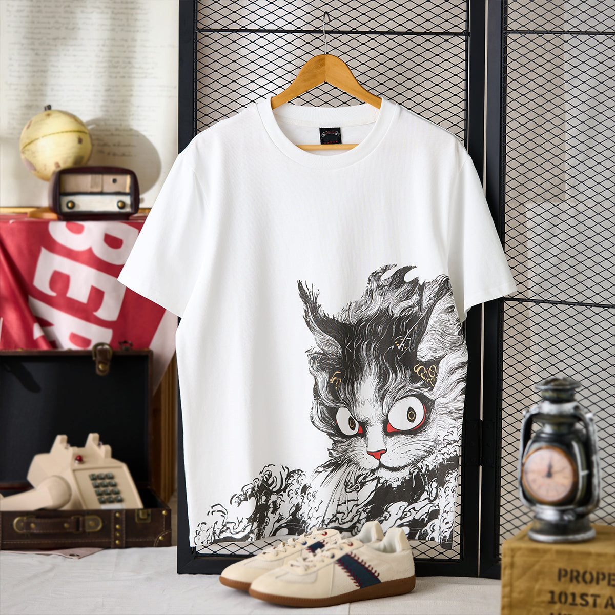 Folklore Bakeneko Ukiyo-E Style Printed Cotton Tee